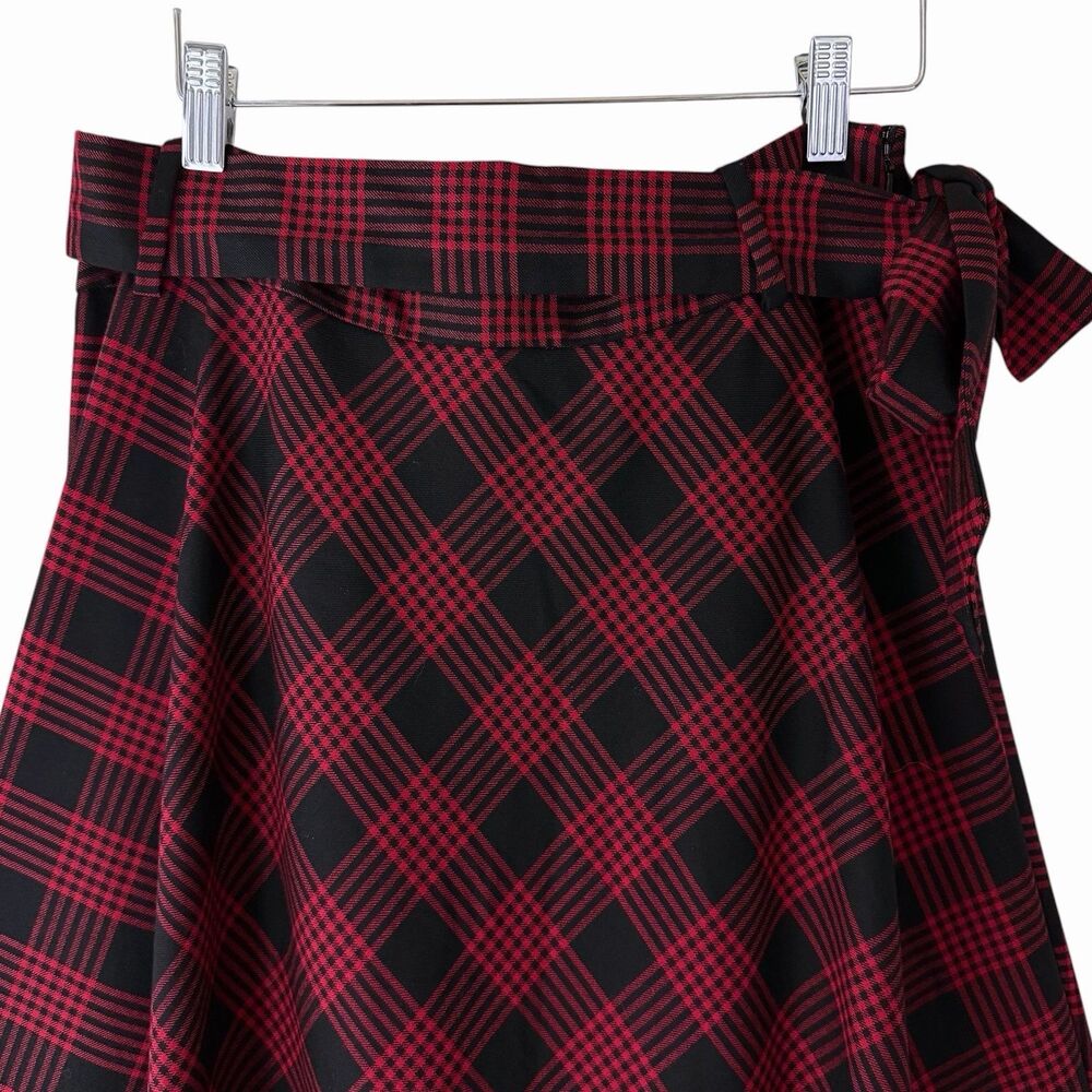 NWT Talbots Red & Black Plaid Wool Blend A-Line Skirt - Size 8 Preppy Holiday - Picture 2 of 12
